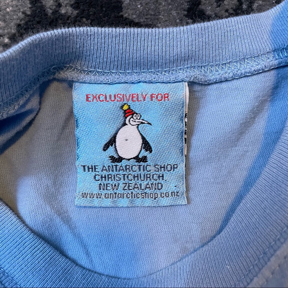 VTG 90s Antarctica Emperor & Chick Antarctic Shop Christchurch Penguin Tshirt - Picture 4 of 6